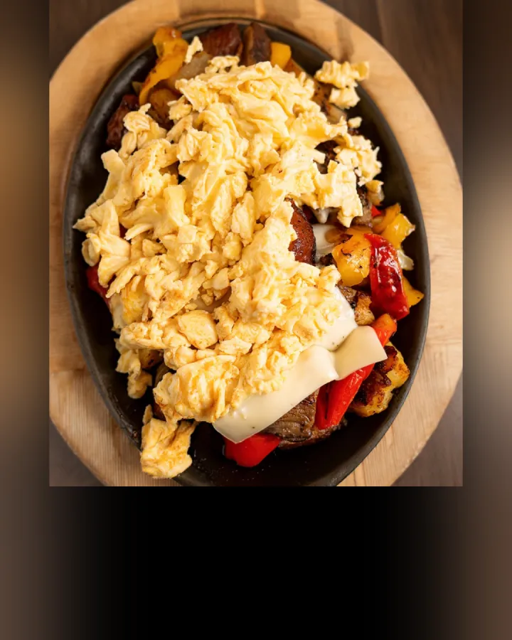 Signature Steak Skillet, the original photo (Sunnyside Cafe)